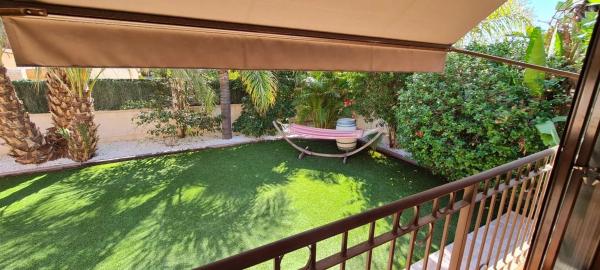 Casa independiente en calle Unicornio