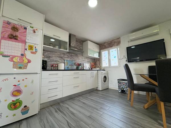 Casa independiente en camino de la Alegría