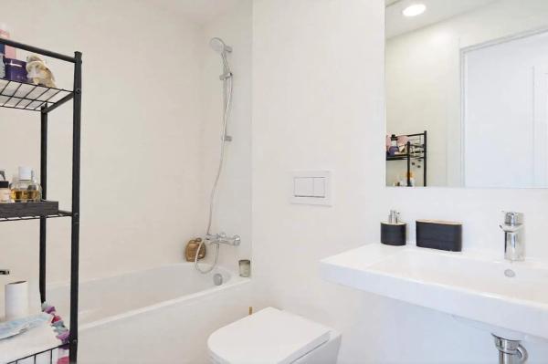 Piso en Nou Nazaret - Frank Espinós