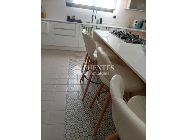 Chalet en avenida Ancha de Castelar