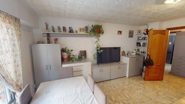 Piso en calle Reyes Católicos