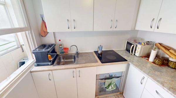 Piso en calle Reyes Católicos