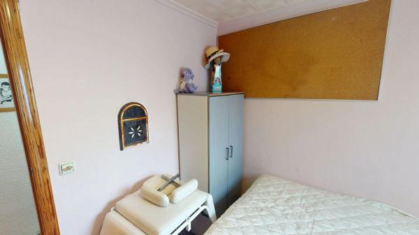 Piso en calle Reyes Católicos