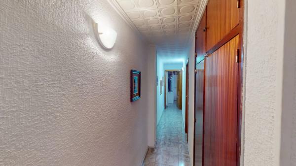 Piso en calle Reyes Católicos