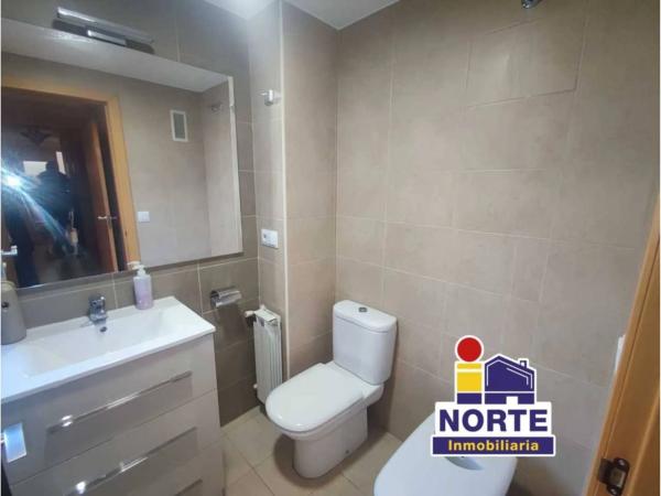 Piso en Barri Zona Nord