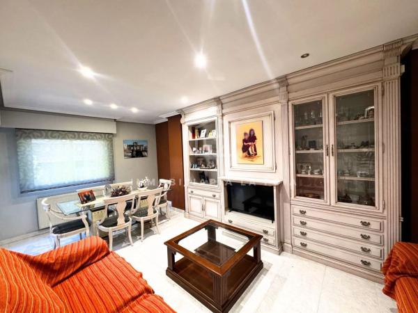 Piso en calle Castalla, 38