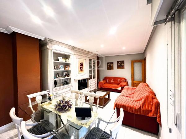 Piso en calle Castalla, 38