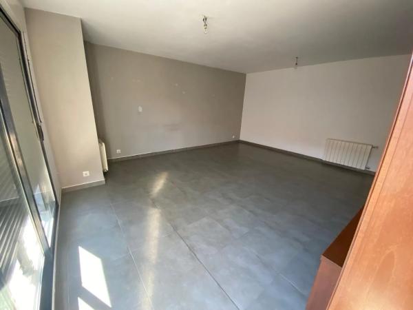 Piso en calle Alcoleja