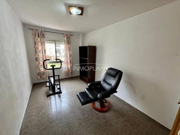 Piso en travesía dels Quatre Camins