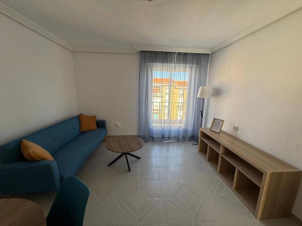 Piso en calle Beniarrés, 4