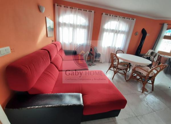 Casa independiente en calle Racona