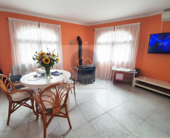 Casa independiente en calle Racona