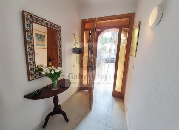 Casa independiente en calle Racona