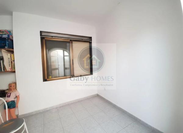 Casa independiente en calle Racona