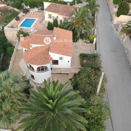 Casa independiente en calle el Colom