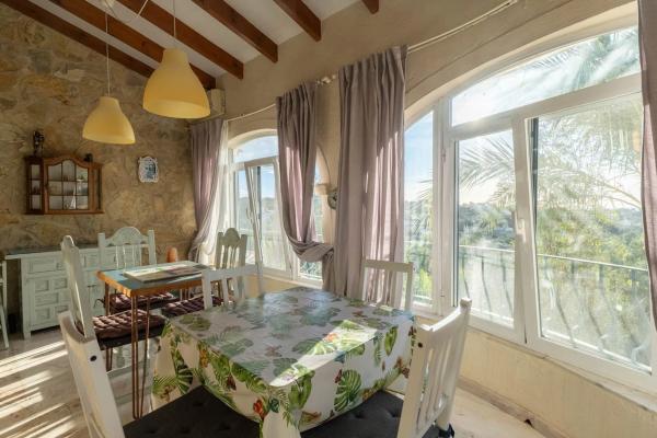 Chalet en Cala Advocat - Baladrar