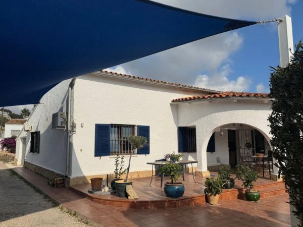 Chalet en Cala Advocat - Baladrar