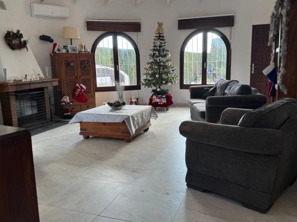 Chalet en Cala Advocat - Baladrar