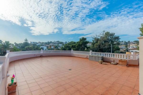 Ático en avenida de la Marina