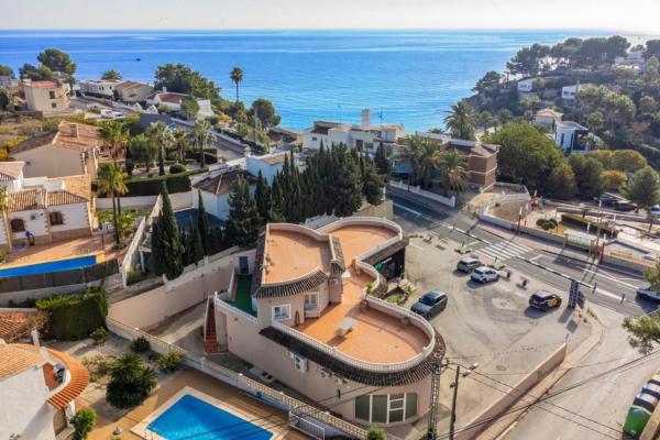 Ático en avenida de la Marina