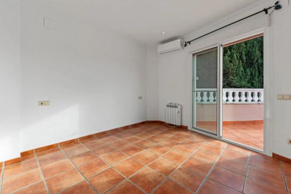 Ático en avenida de la Marina