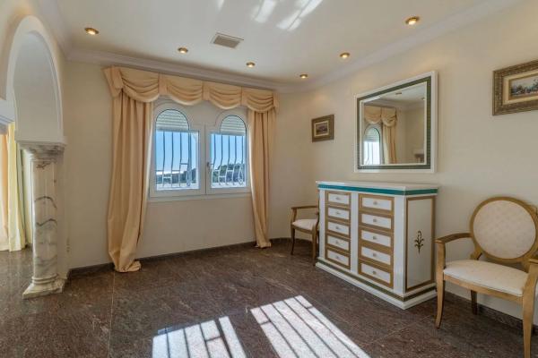 Chalet en Cala Advocat - Baladrar