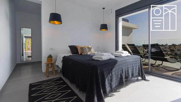 Casa independiente en calle Magnolias, 128