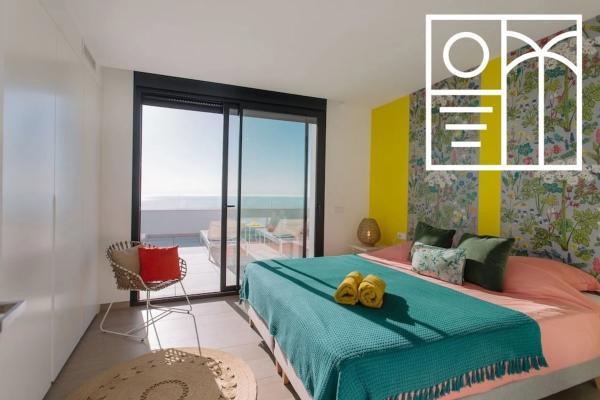 Casa independiente en calle Lirios, 129