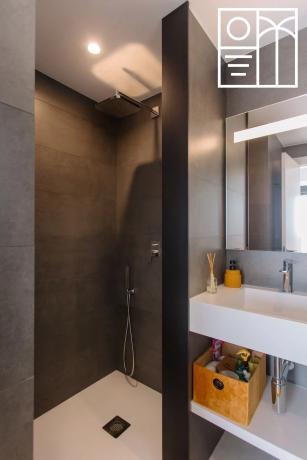 Casa independiente en calle Lirios, 129