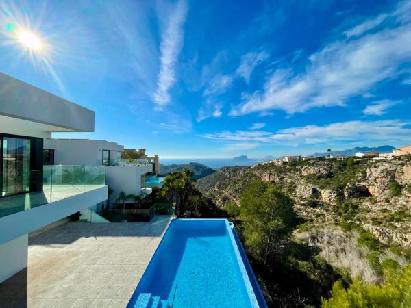 Casa independiente en calle Magnolias