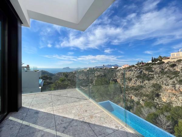 Casa independiente en calle Magnolias