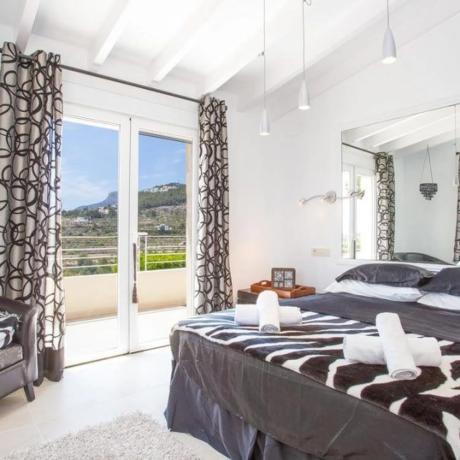 Chalet en Manzanera-Tosal