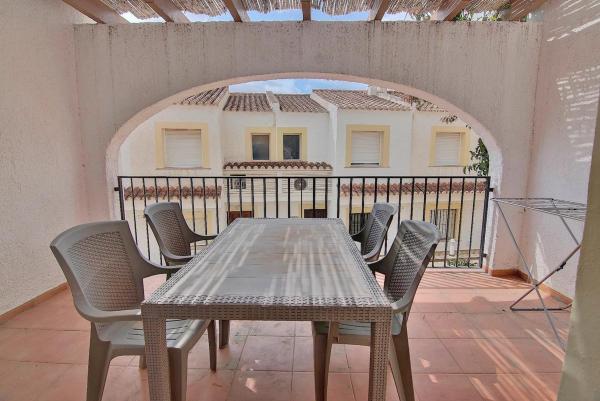 Chalet adosado en Partida Tosal de la Cometa