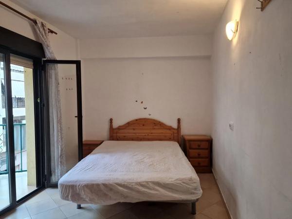 Piso en calle los Almendros