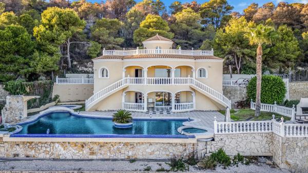 Casa independiente en Urbanización Gran Sol