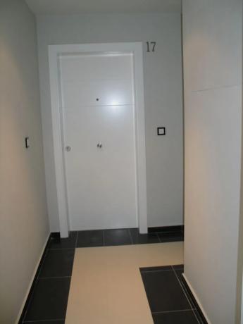 Piso en calle Calp, 15