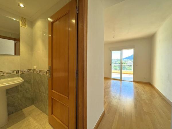 Piso en avenida de Joan Fuster