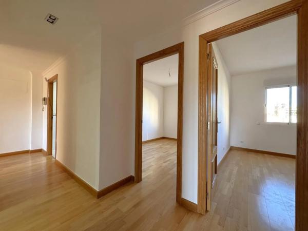 Piso en avenida de Joan Fuster