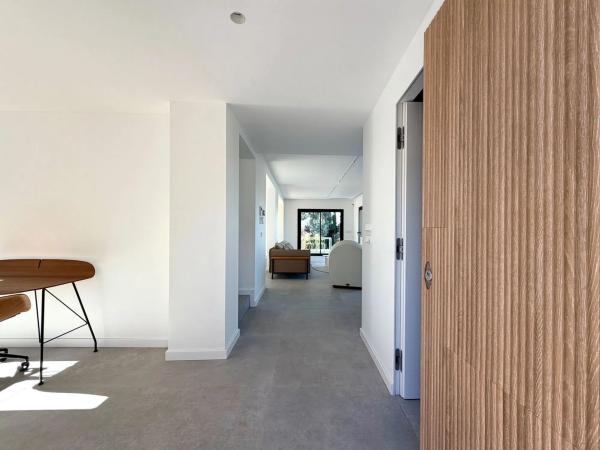 Casa independiente en calle Orquidia