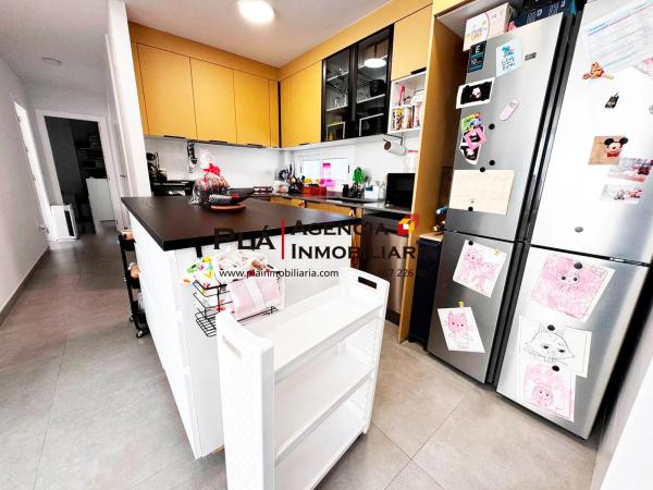 Piso en Barrio Les Bovetes-La Felicidad