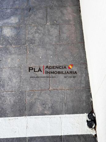 Piso en Barrio Les Bovetes-La Felicidad