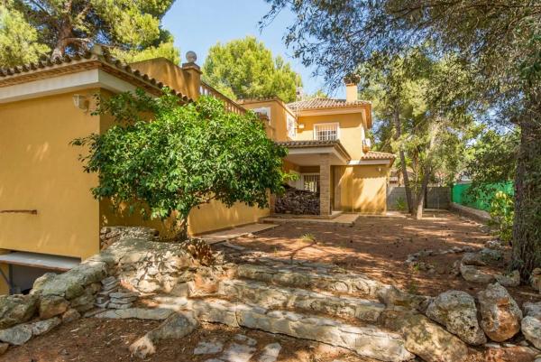 Chalet en Les Rotes/Las Rotas