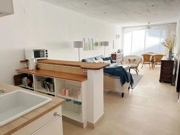 Piso en Barrio Les Bovetes-La Felicidad