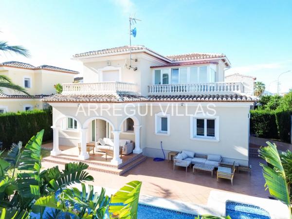 Casa independiente en CM Real De Gandia