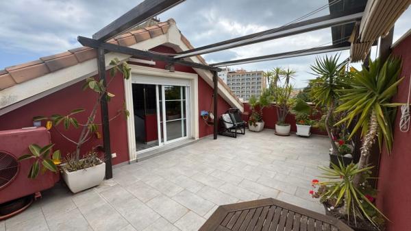 Piso en avenida de la Fontana