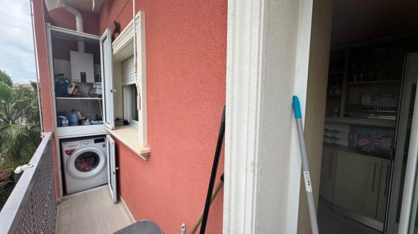 Piso en avenida de la Fontana