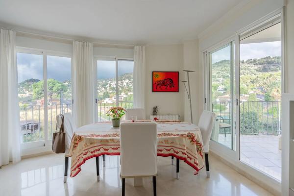 Piso en calle del Paradis, 3