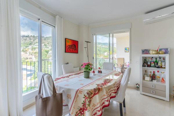 Piso en calle del Paradis, 3