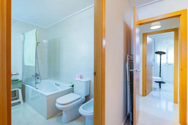 Piso en calle del Paradis, 3