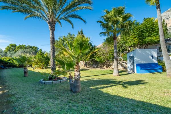 Casa independiente en calle de la Penyaparda